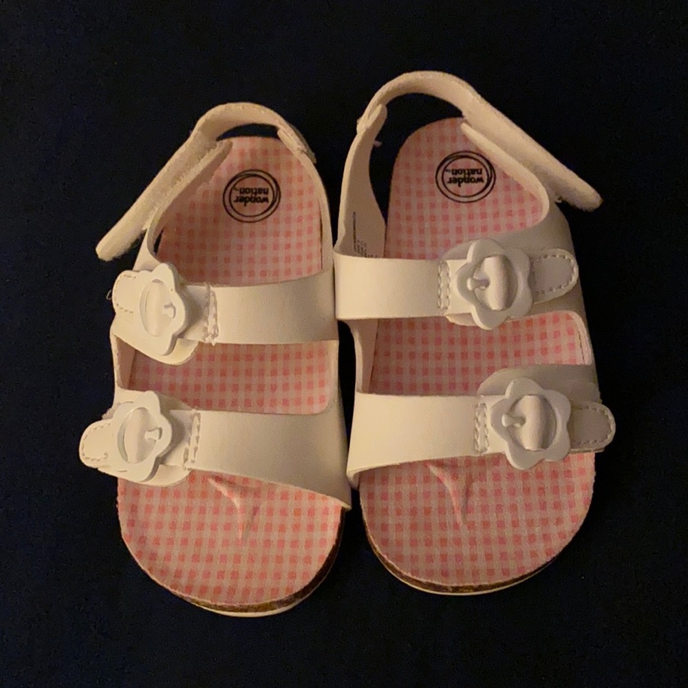 white flower detail buckle sandals